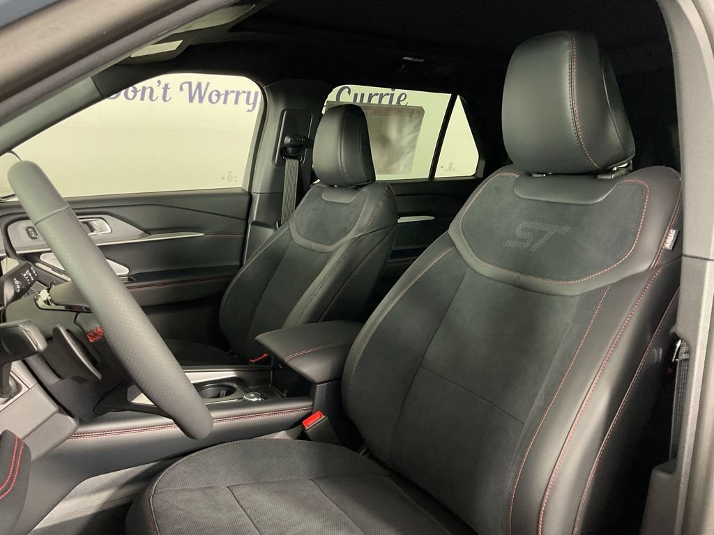 New 2026 Ford Explorer Active w/ Active Comfort Package RWD image 14