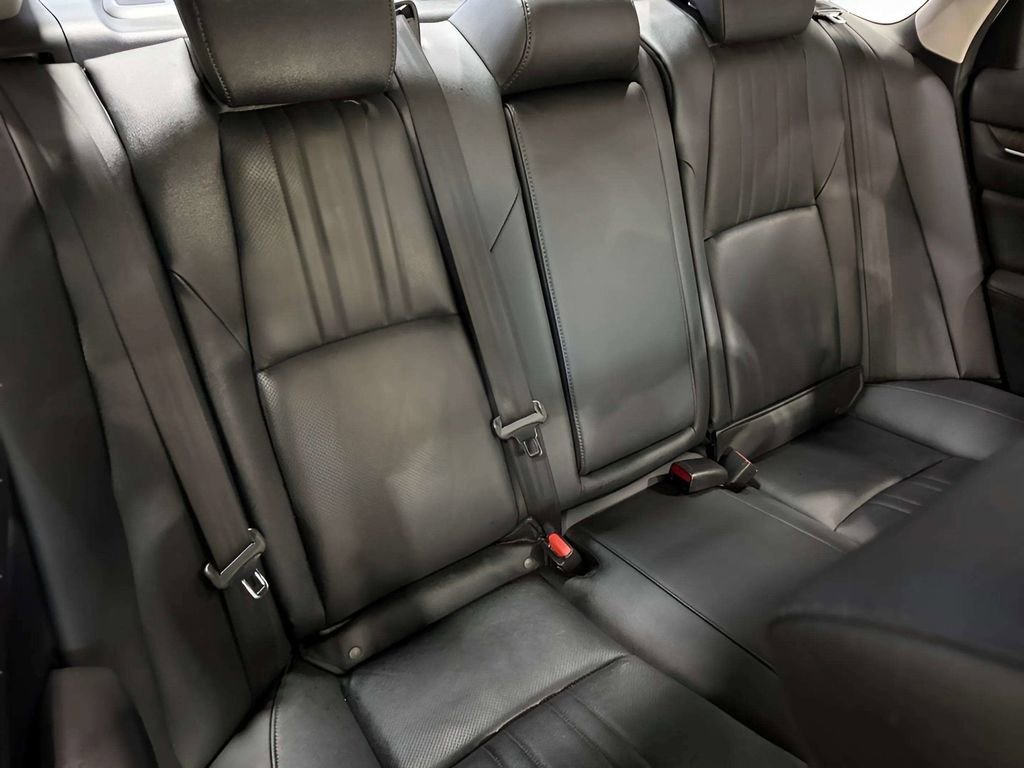 Used 2020 Honda Accord Touring image 15