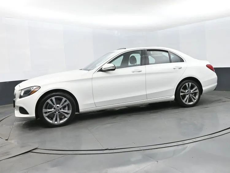 Used 2018 Mercedes-Benz C 300 4MATIC Sedan w/ Premium Package image 5