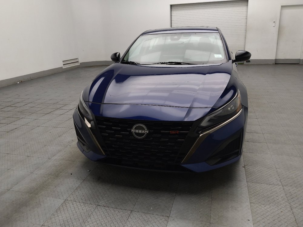 Used 2023 Nissan Altima 2.5 SR w/ SR Premium Package FWD image 15