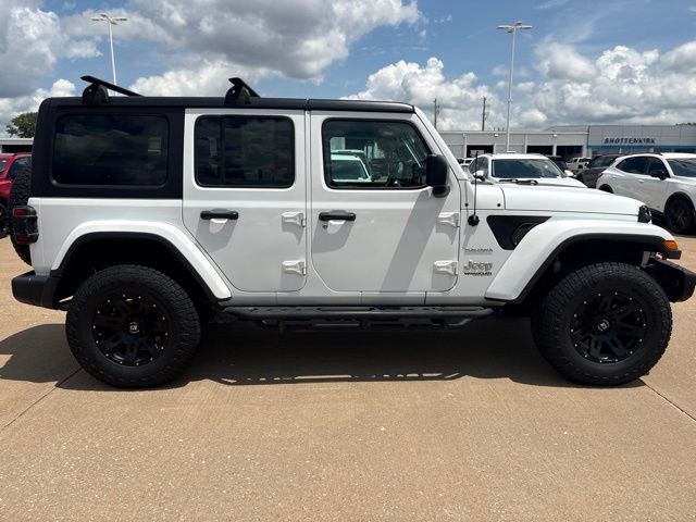 Used 2018 Jeep Wrangler Unlimited Sahara w/ LED Lighting Group AWD/4WD image 3