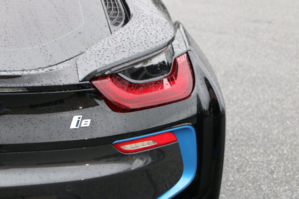Used 2016 BMW i8 AWD/4WD image 7