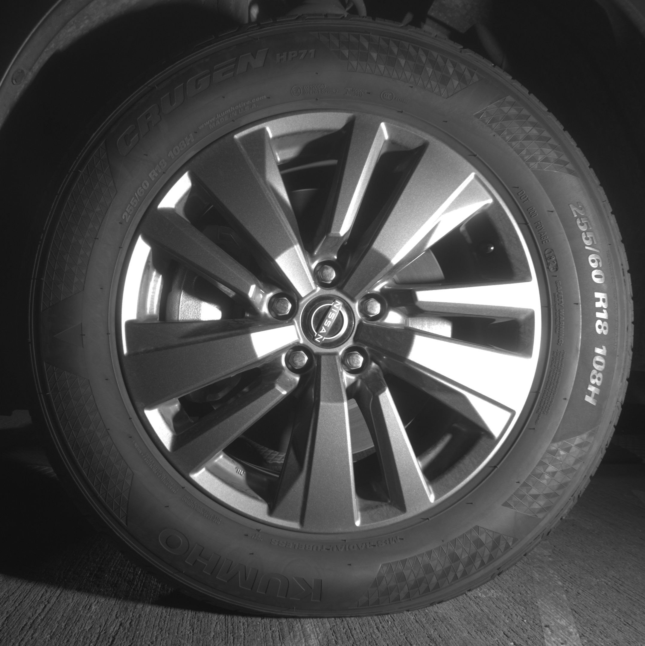 Used 2025 Nissan Pathfinder SV image 12