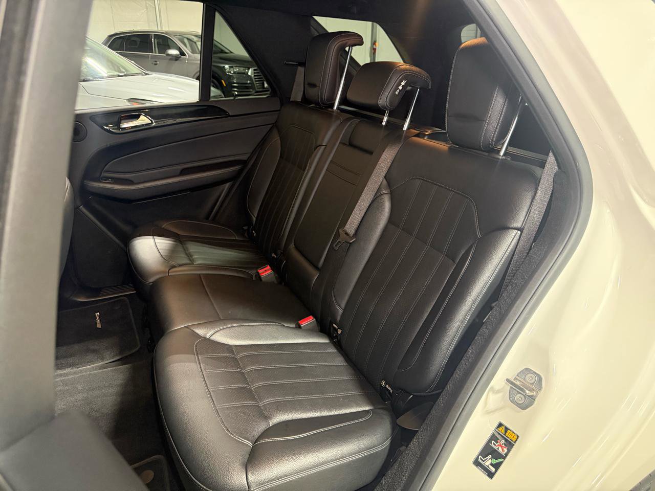 Used 2018 Mercedes-Benz GLE 43 AMG 4MATIC w/ Parking Assist Package image 31