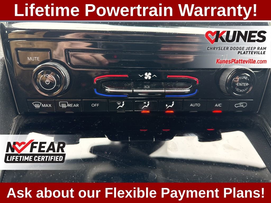 Used 2024 Jeep Grand Cherokee Laredo image 19