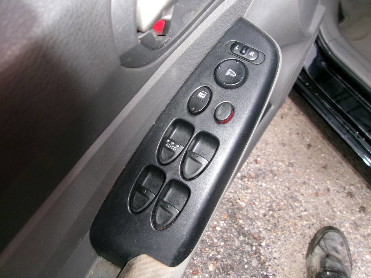 Used 2011 Honda Civic LX image 7