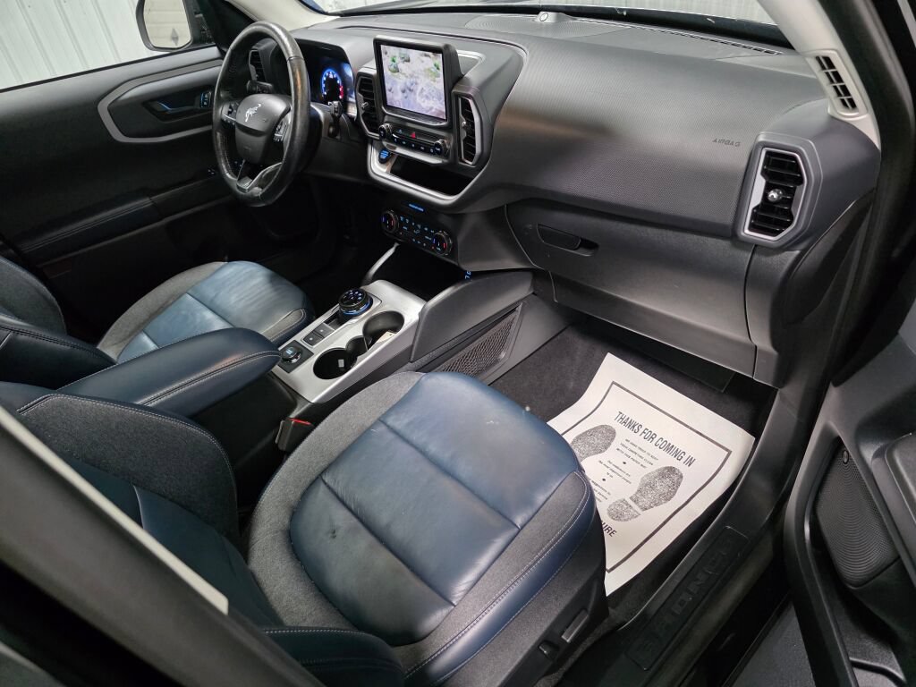 Used 2022 Ford Bronco Sport Outer Banks w/ Tech Package AWD/4WD image 8