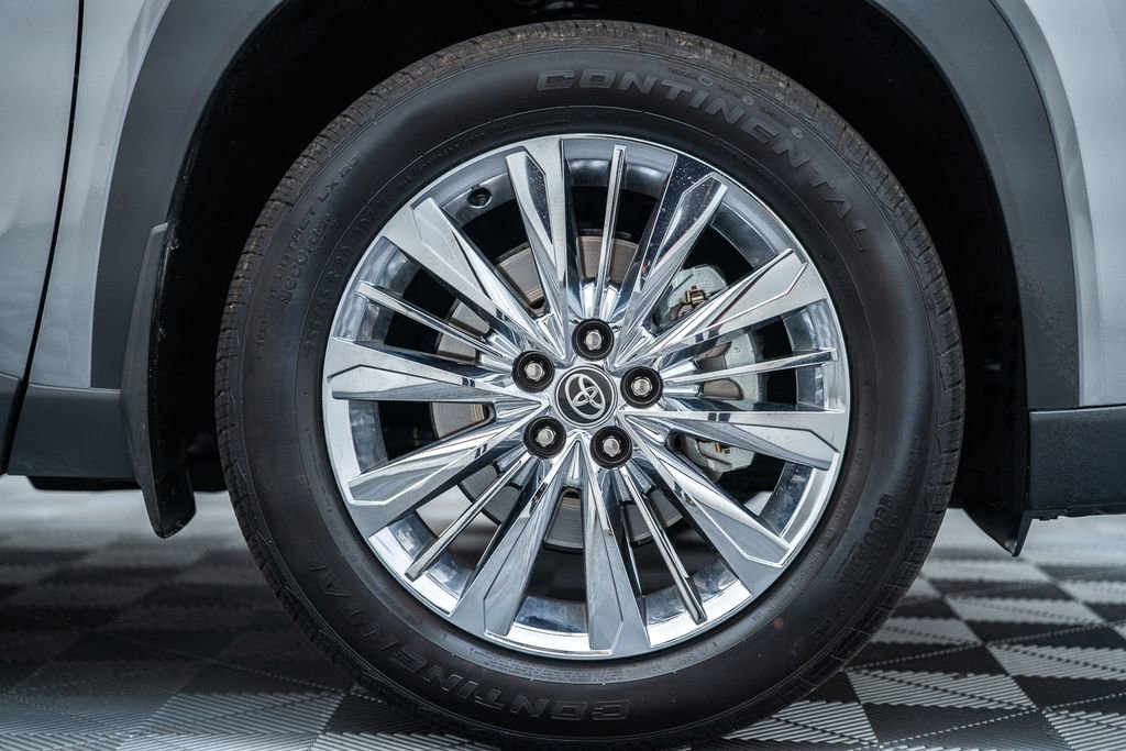 Used 2026 Toyota Grand Highlander AWD image 19