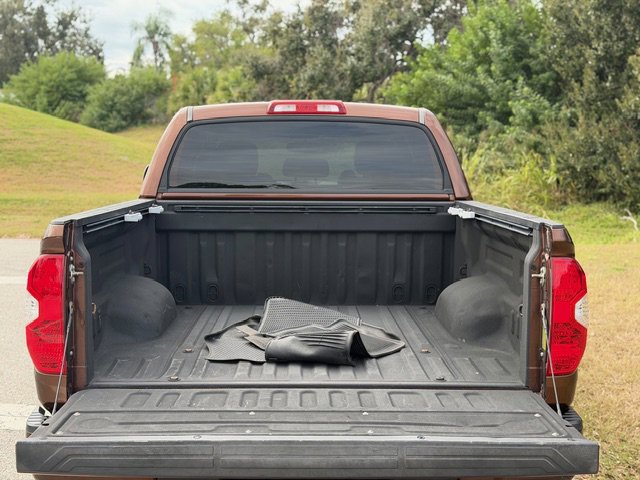 Used 2017 Toyota Tundra Limited image 5