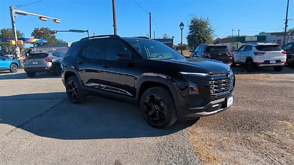 New 2026 Chevrolet Equinox LT w/ Midnight Edition image 2