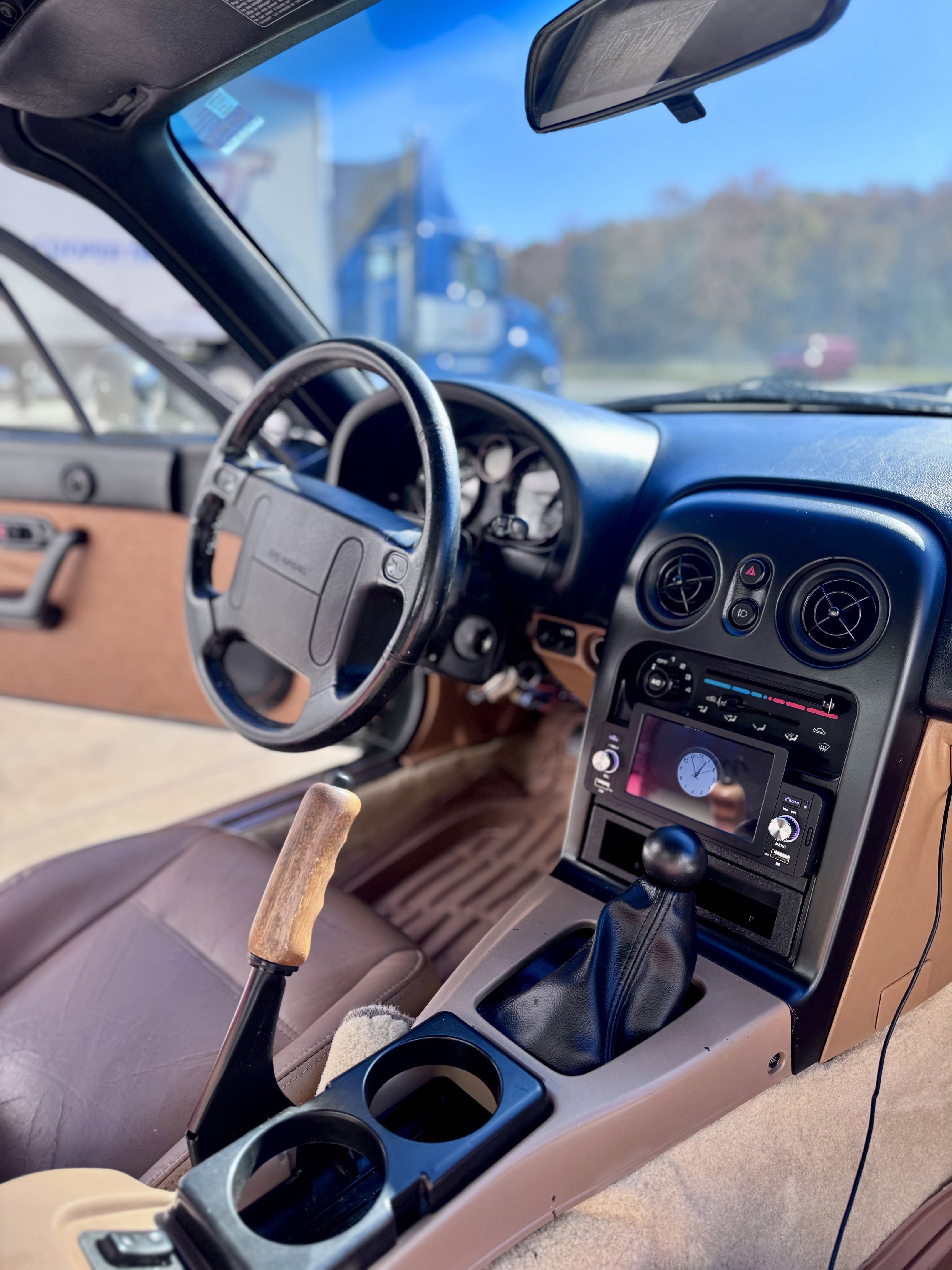 Used 1997 MAZDA MX-5 Miata image 49