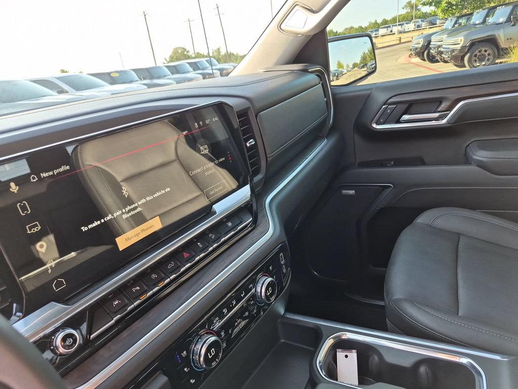 Used 2025 GMC Sierra 1500 SLT AWD/4WD image 28