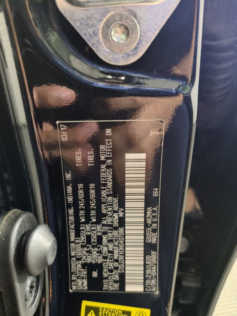 Used 2017 Toyota Highlander XLE w/ Protection Package #3 image 32