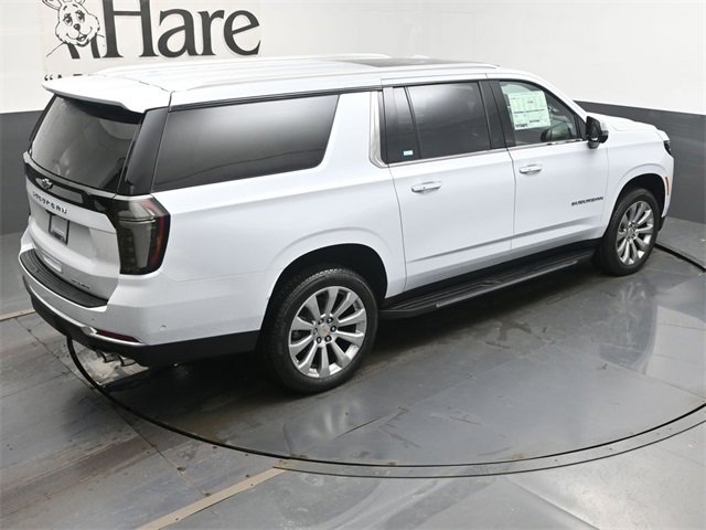 New 2026 Chevrolet Suburban Premier image 19