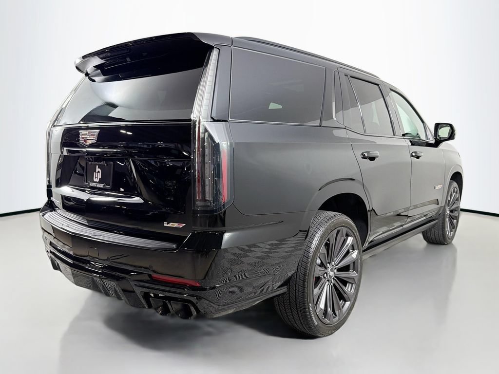 Used 2025 Cadillac Escalade V AWD/4WD image 5
