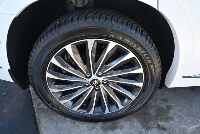Used 2023 Hyundai Palisade Calligraphy w/ Winter Package image 12