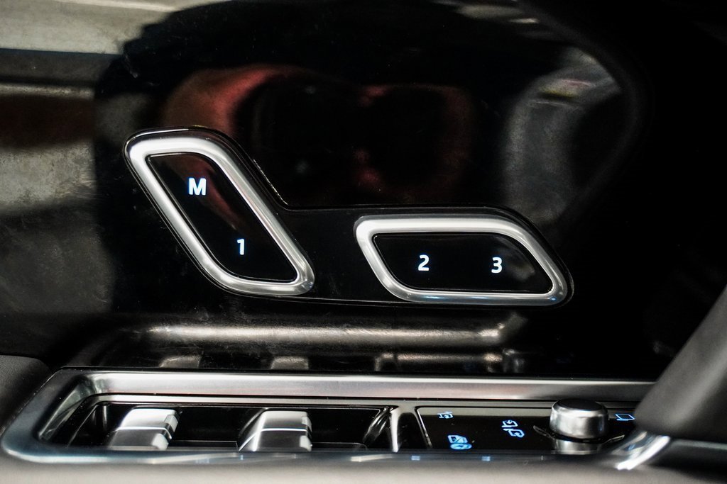 Used 2023 Land Rover Range Rover SE image 41