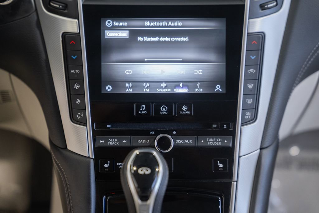 Used 2020 INFINITI Q50 Luxe w/ Essential Package (3.0T Luxe) AWD/4WD image 22