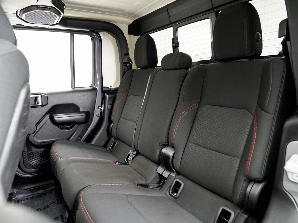 Used 2020 Jeep Gladiator Rubicon image 25