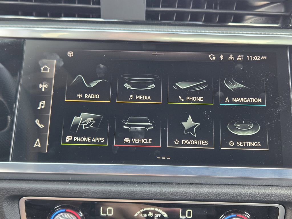 Certified 2025 Audi Q3 2.0T Premium Plus w/ Premium Plus Package image 23