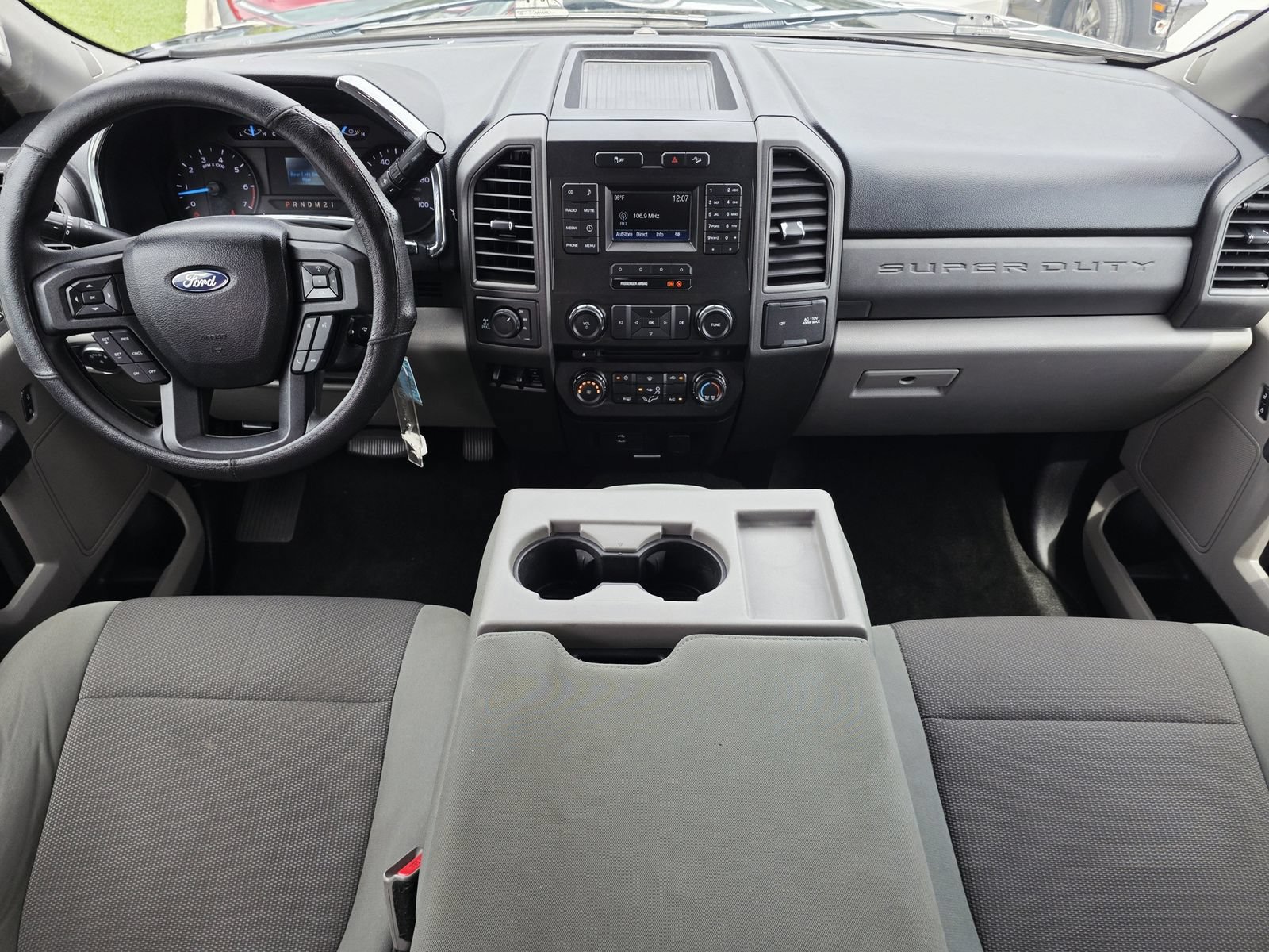 Used 2017 Ford F250 XL w/ STX Appearance Package AWD/4WD image 13