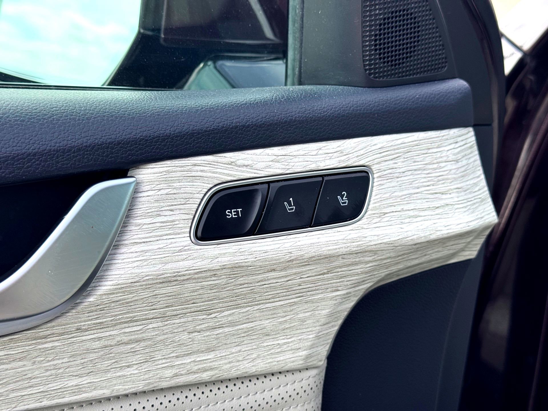 Used 2024 Hyundai Palisade Calligraphy image 18