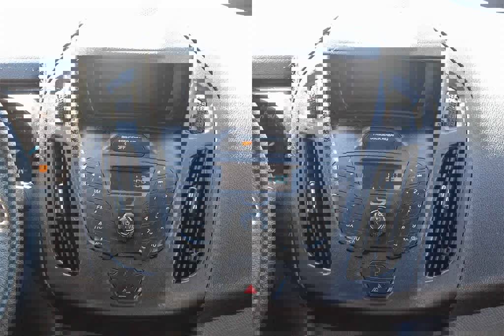 Used 2016 Ford Transit Connect XL image 18