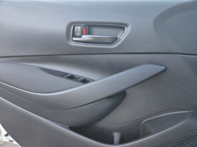 Certified 2025 Toyota Corolla LE FWD image 21