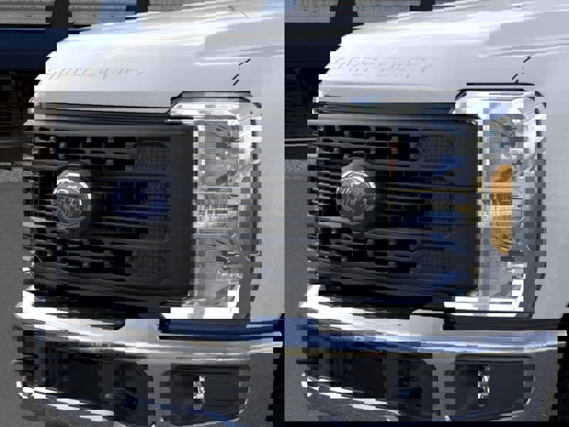 New 2026 Ford F350 XL w/ 360-Degree Camera Package image 17