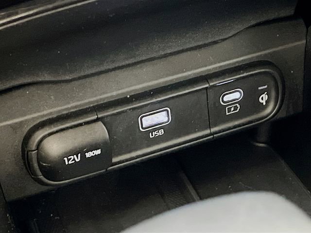 Used 2023 Kia Telluride S image 21