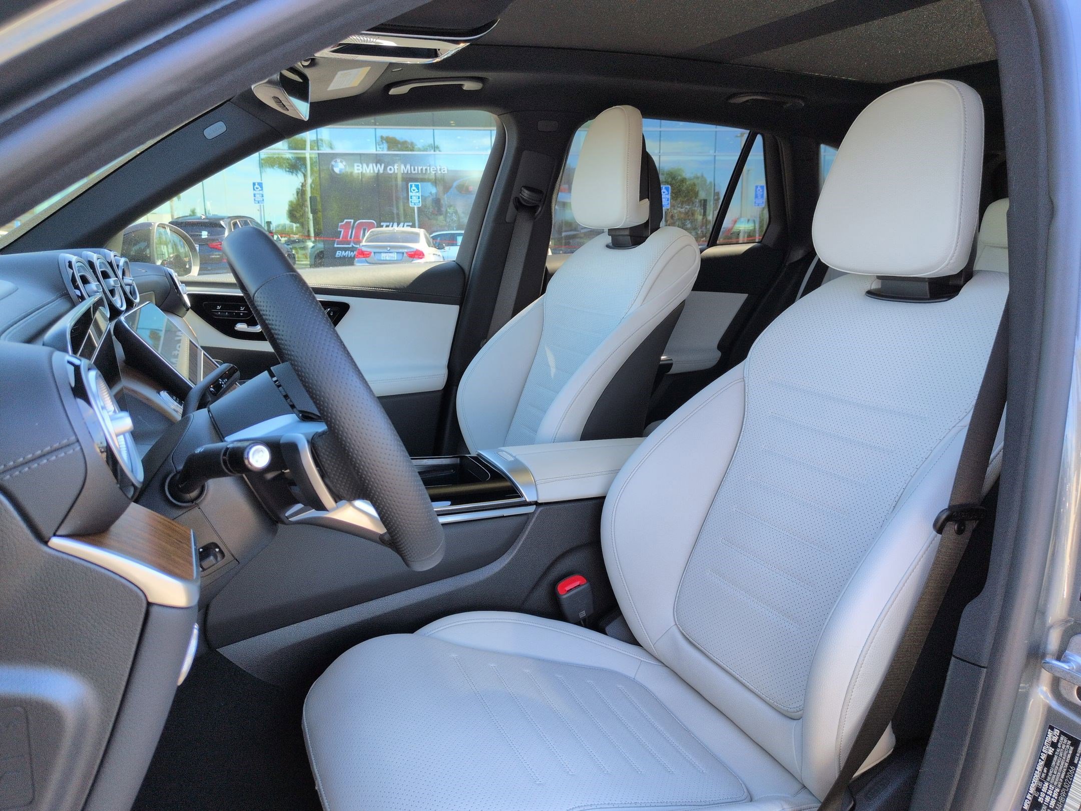 Used 2023 Mercedes-Benz GLC 300 4MATIC image 16