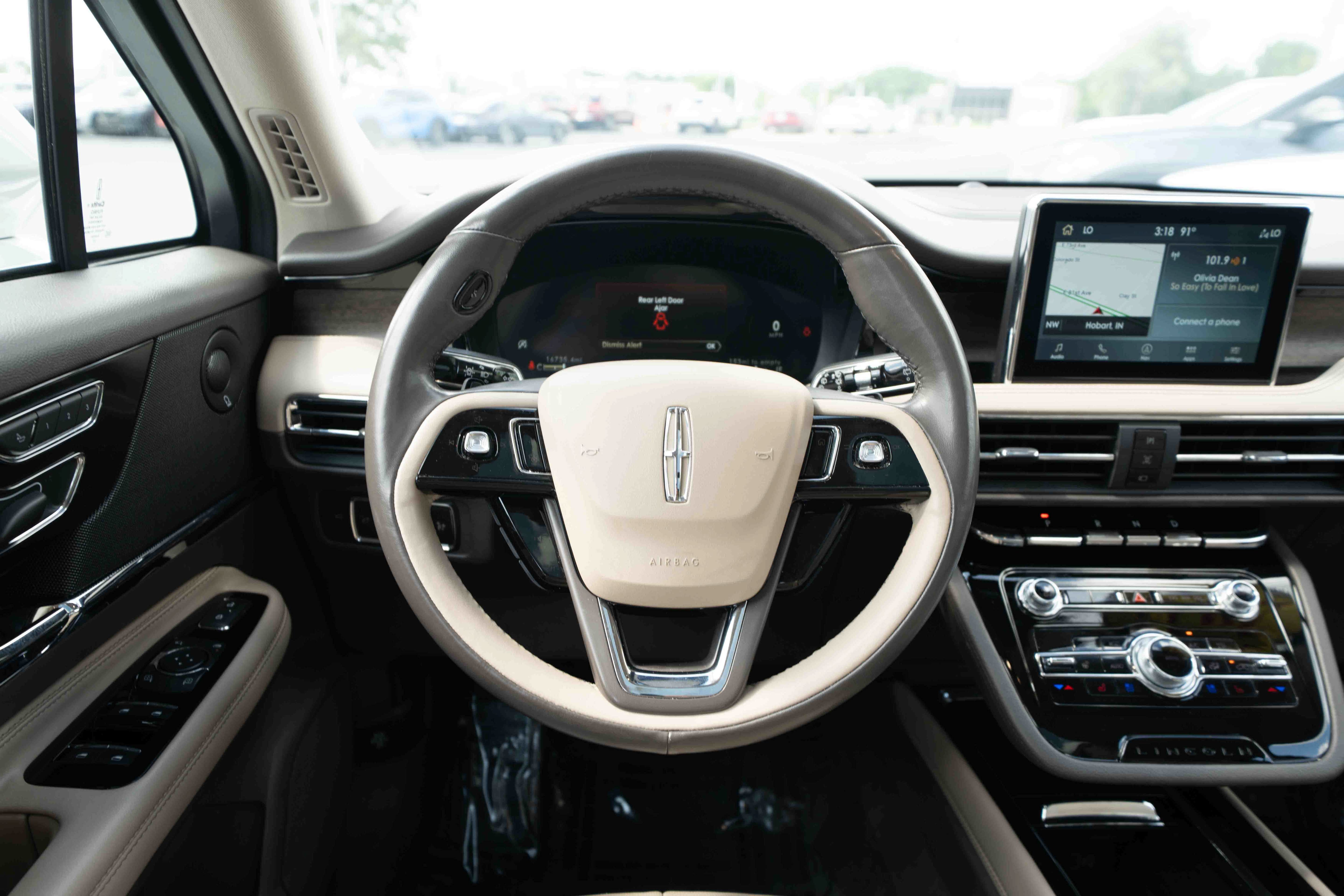 Used 2022 Lincoln Corsair Reserve w/ Equipment Group 201A AWD/4WD image 21