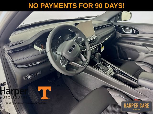 New 2026 Jeep Compass Latitude image 11