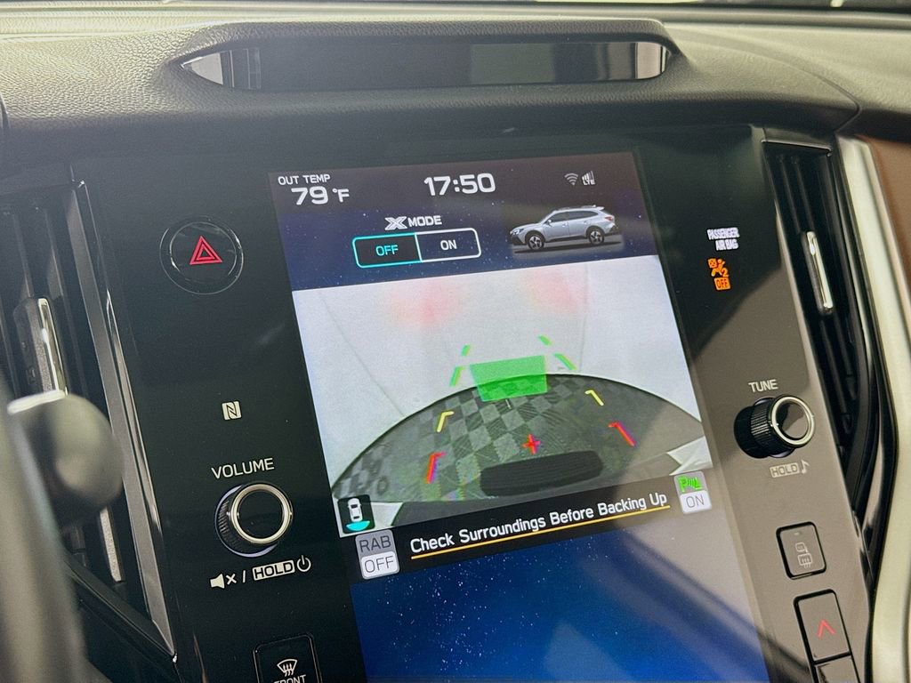 Used 2020 Subaru Outback Touring w/ Popular Package #2 image 14