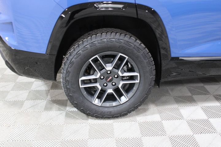 New 2026 GMC Terrain AT4 w/ Convenience Package III image 38