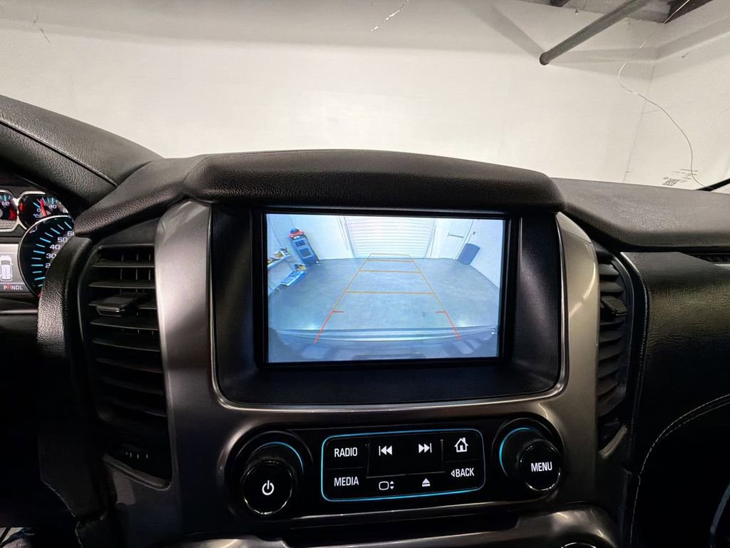 Used 2019 Chevrolet Tahoe LT w/ Off-Road Package AWD/4WD image 14