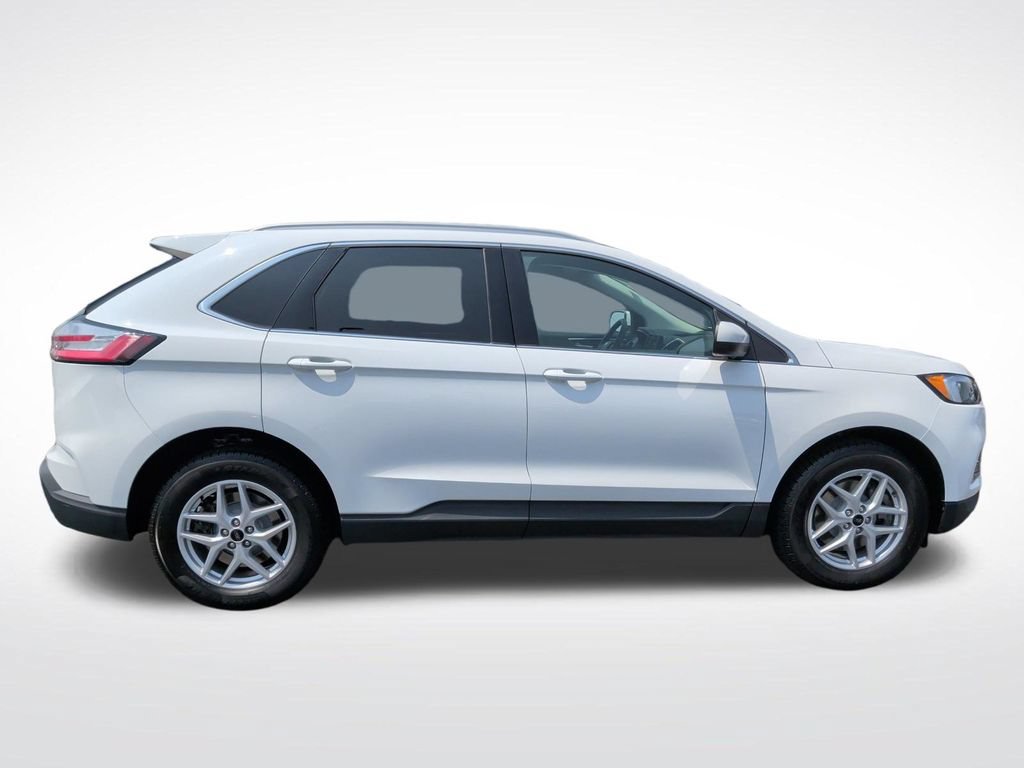 Certified 2023 Ford Edge SEL w/ Convenience Package AWD/4WD image 8