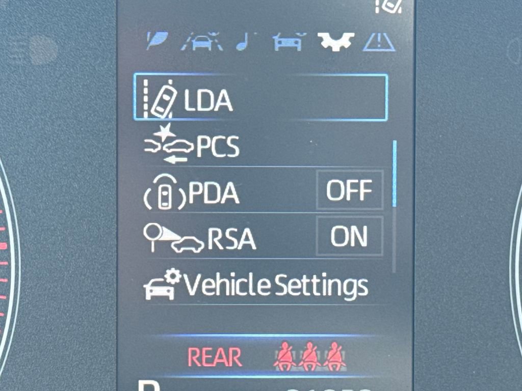 Used 2024 Toyota Corolla LE image 17