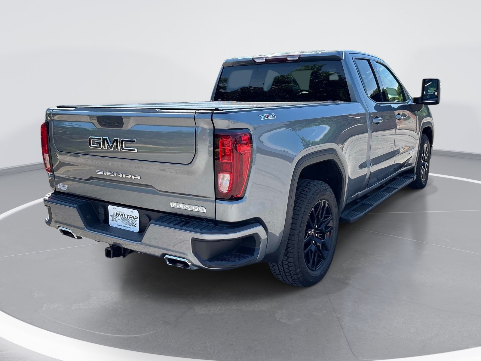 Used 2021 GMC Sierra 1500 Elevation w/ X31 Off-Road Package AWD/4WD image 8