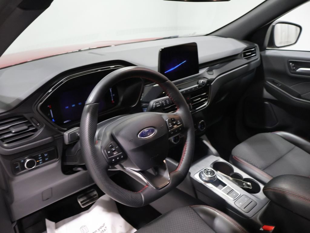 Used 2024 Ford Escape ST-Line image 16