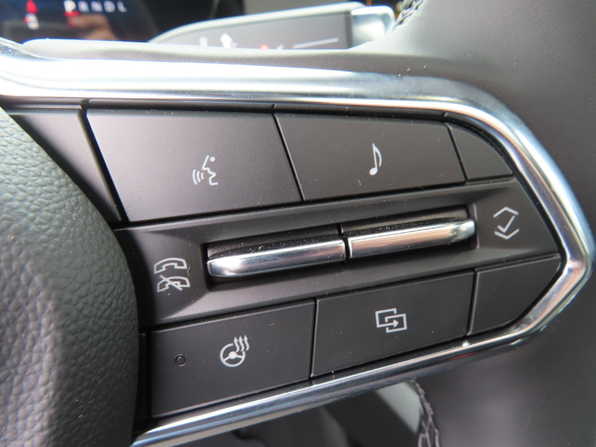 New 2025 Chevrolet Equinox LT w/ Convenience Package II image 17