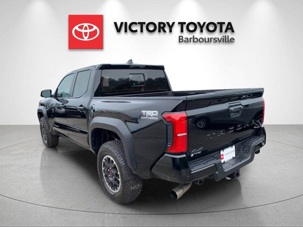 Used 2024 Toyota Tacoma TRD Off-Road AWD/4WD image 3