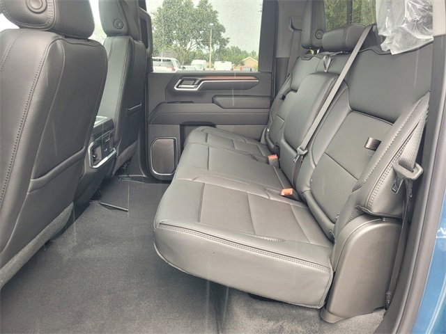New 2025 GMC Sierra 2500 Denali w/ Denali Reserve Package image 8