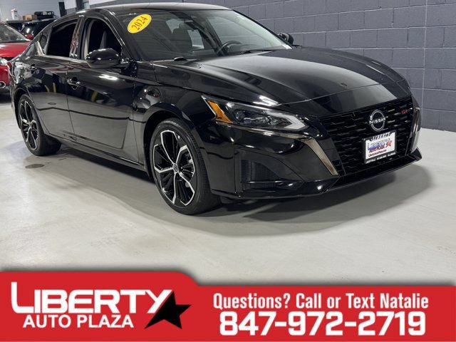 Used 2024 Nissan Altima 2.5 SR FWD image 1