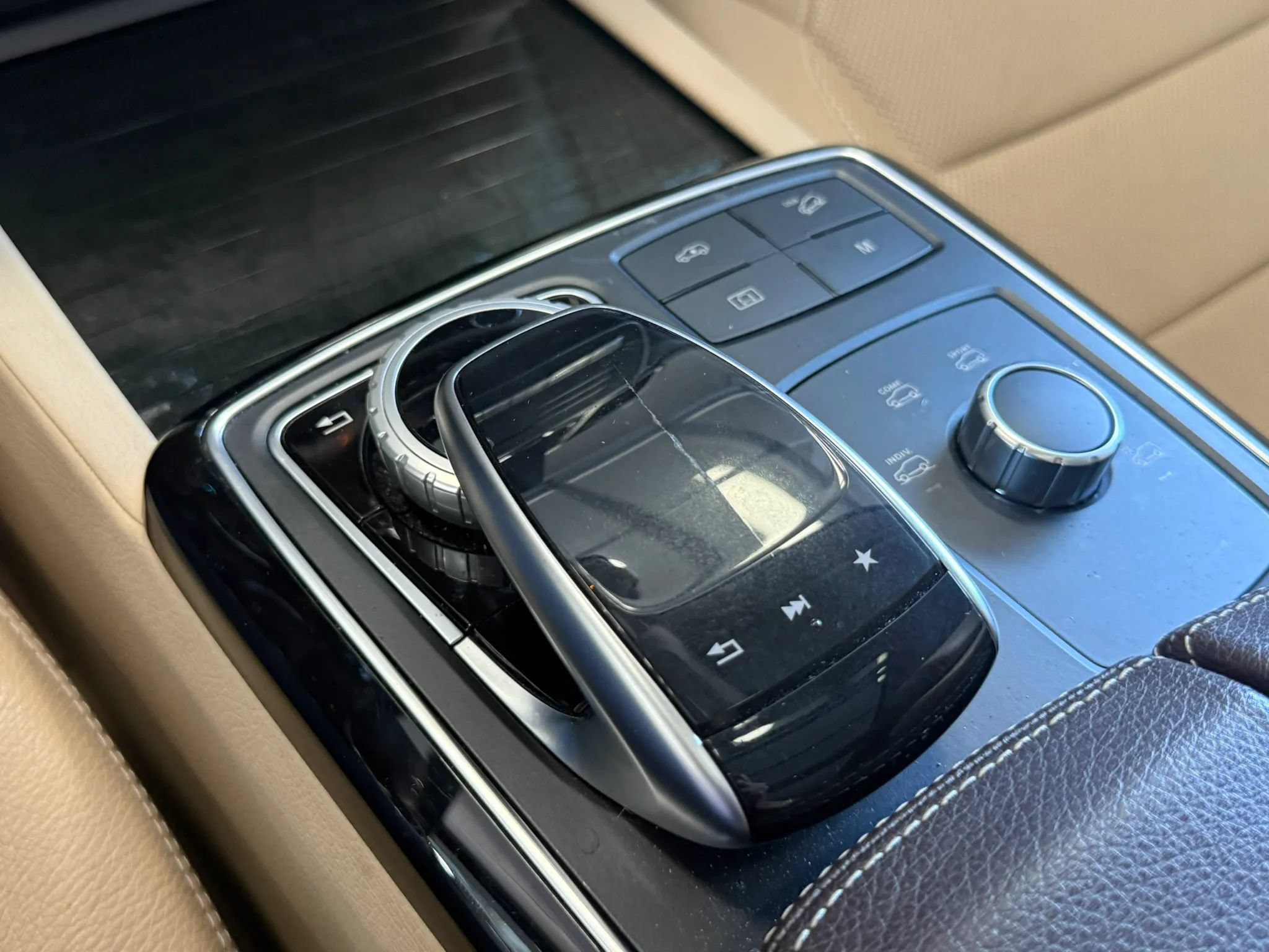 Used 2018 Mercedes-Benz GLE 43 AMG 4MATIC image 19