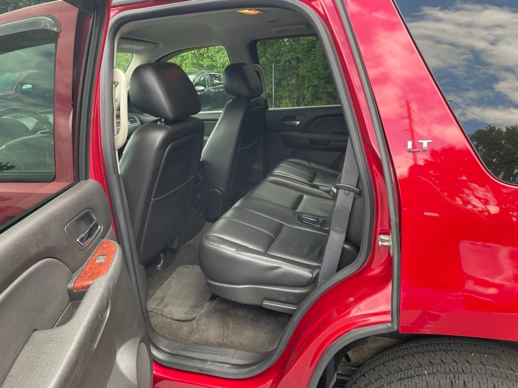 Used 2012 Chevrolet Tahoe LT w/ Luxury Package AWD/4WD image 20