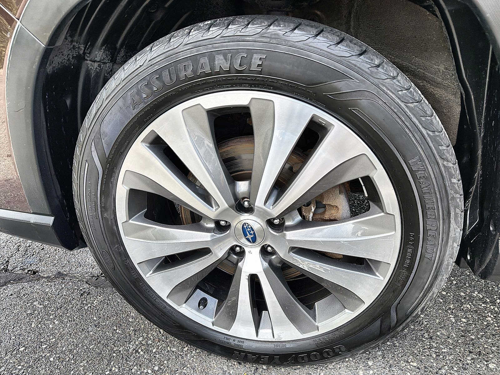 Used 2019 Subaru Ascent Limited AWD/4WD image 16