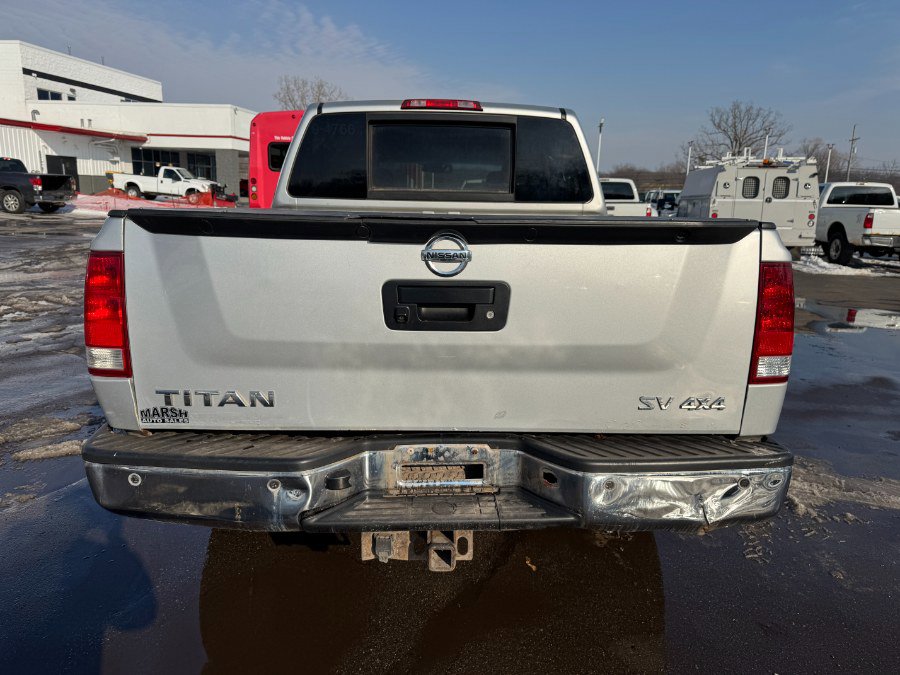 Used 2014 Nissan Titan SV image 4