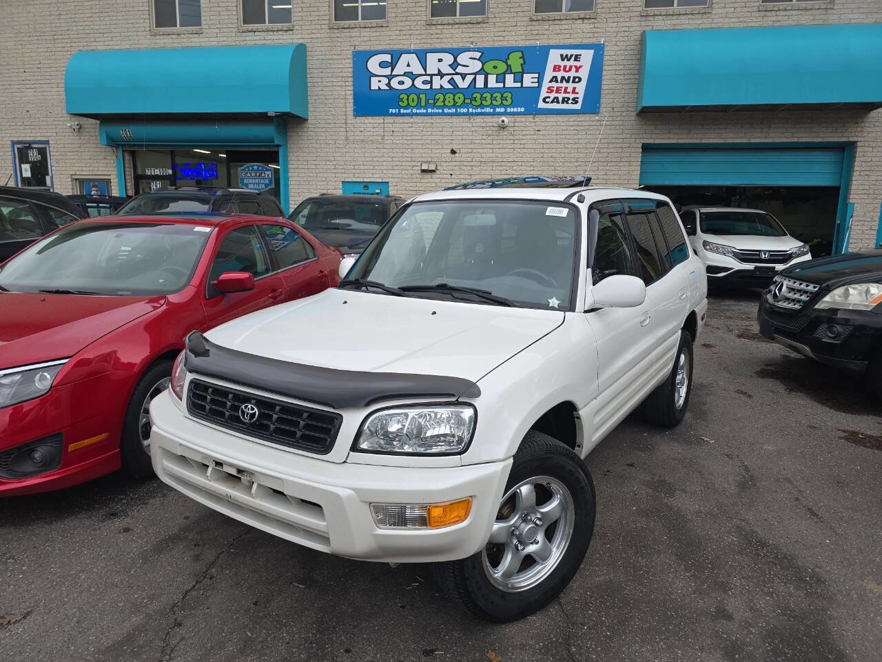 Used 2000 Toyota RAV4 4WD image 5