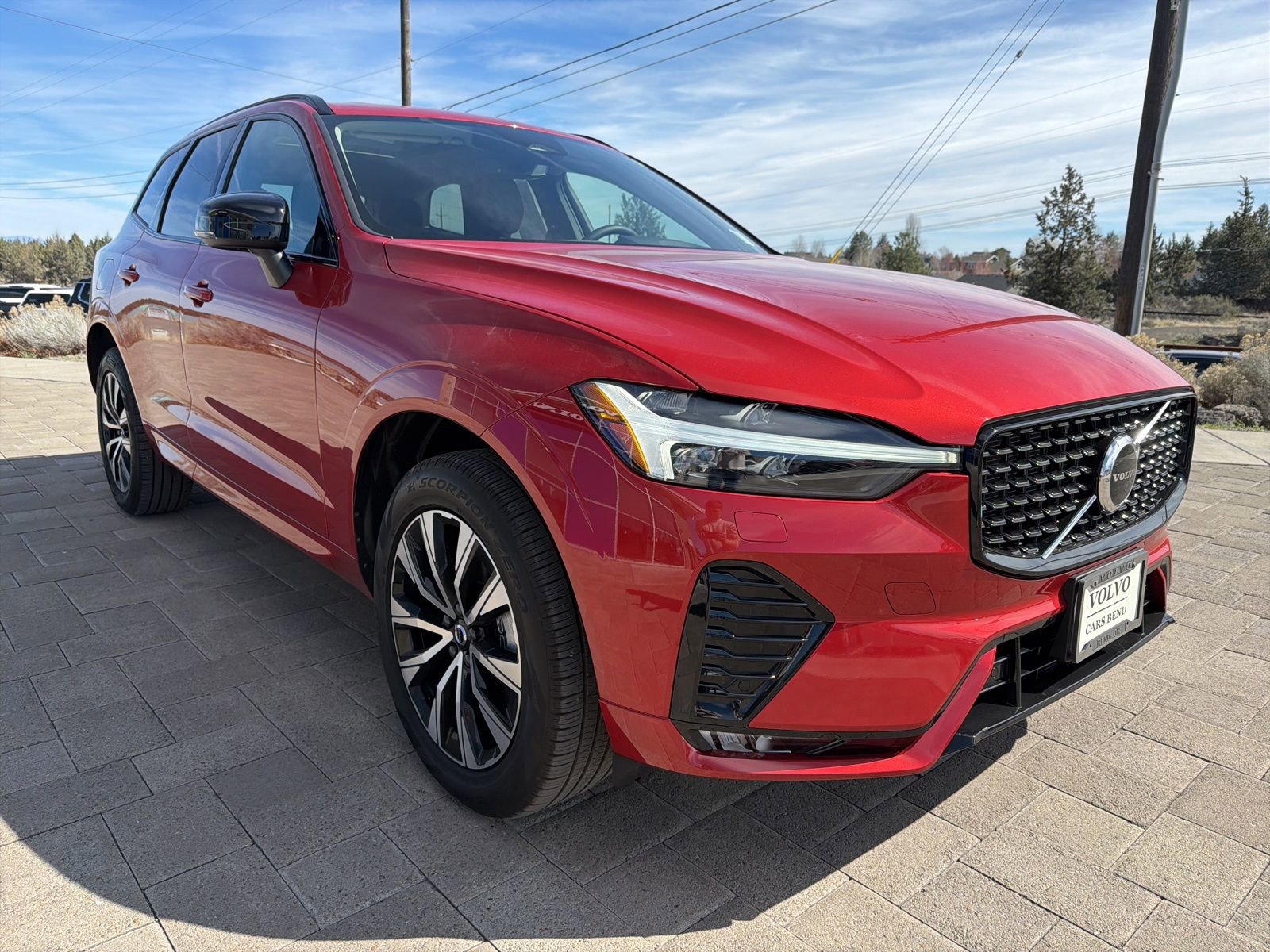 Certified 2025 Volvo XC60 B5 Core w/ Protection Package Premier image 1